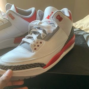 Fire red jordan 3s